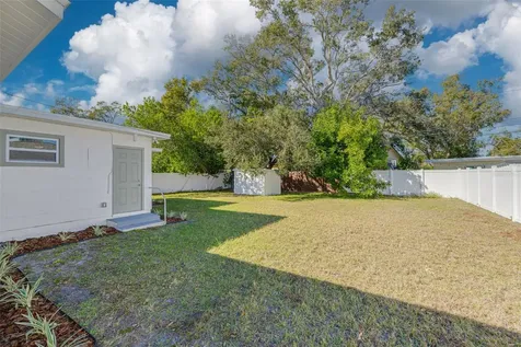 6103 6th Avenue N St Petersburg FL 33710