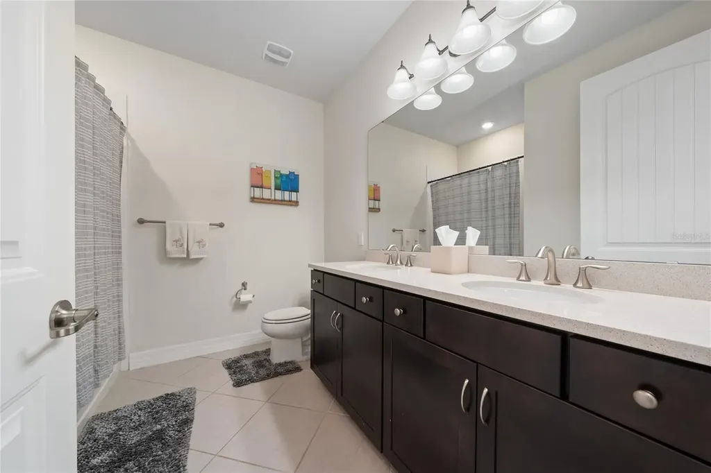 2347 Nuthatch Street St Cloud FL 34771