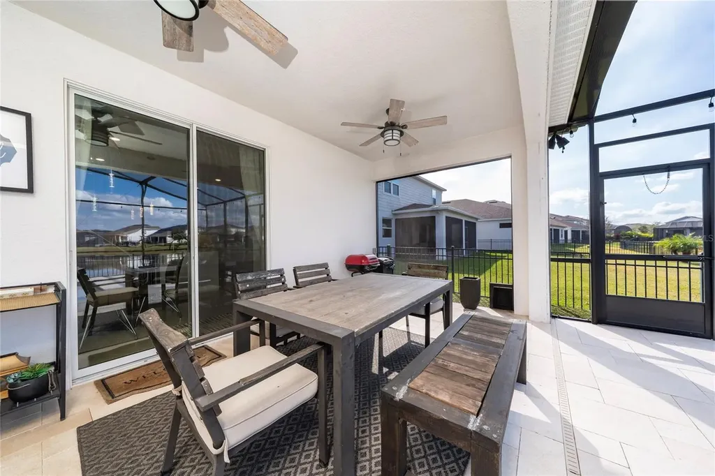 2347 Nuthatch Street St Cloud FL 34771