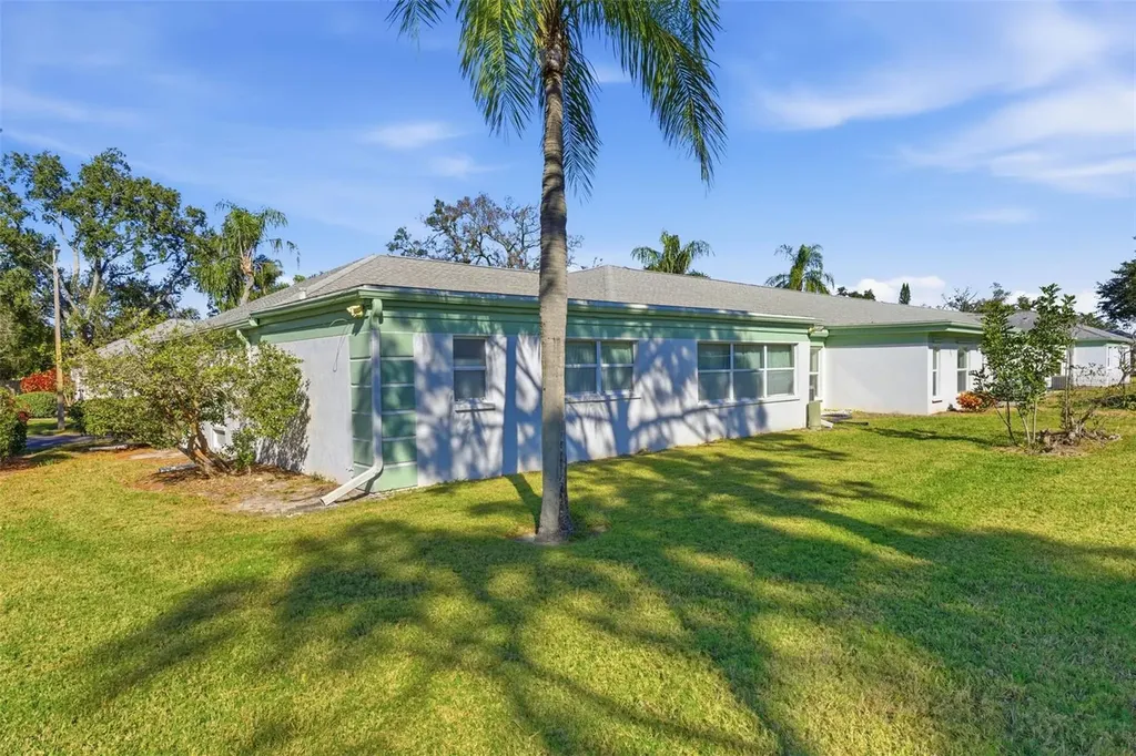 8408 Annwood Road Seminole FL 33777