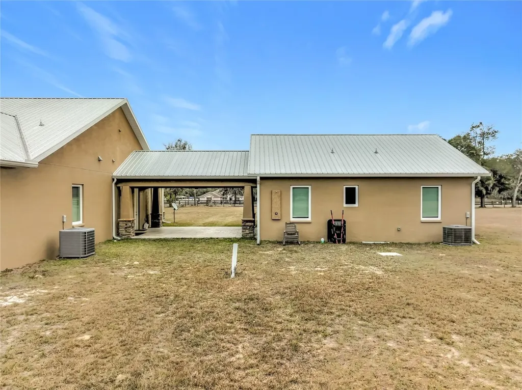 540 NW 165th Court Road Dunnellon FL 34432