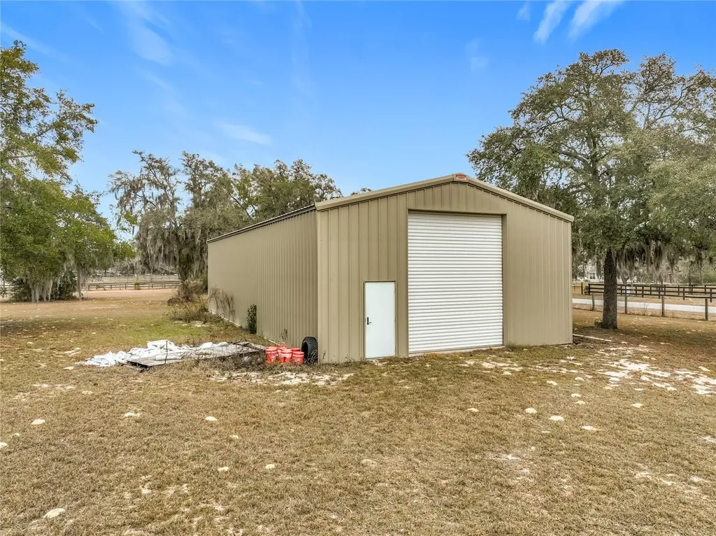 540 NW 165th Court Road Dunnellon FL 34432