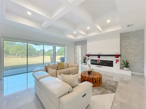 540 NW 165th Court Road Dunnellon FL 34432