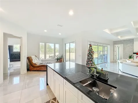 540 NW 165th Court Road Dunnellon FL 34432