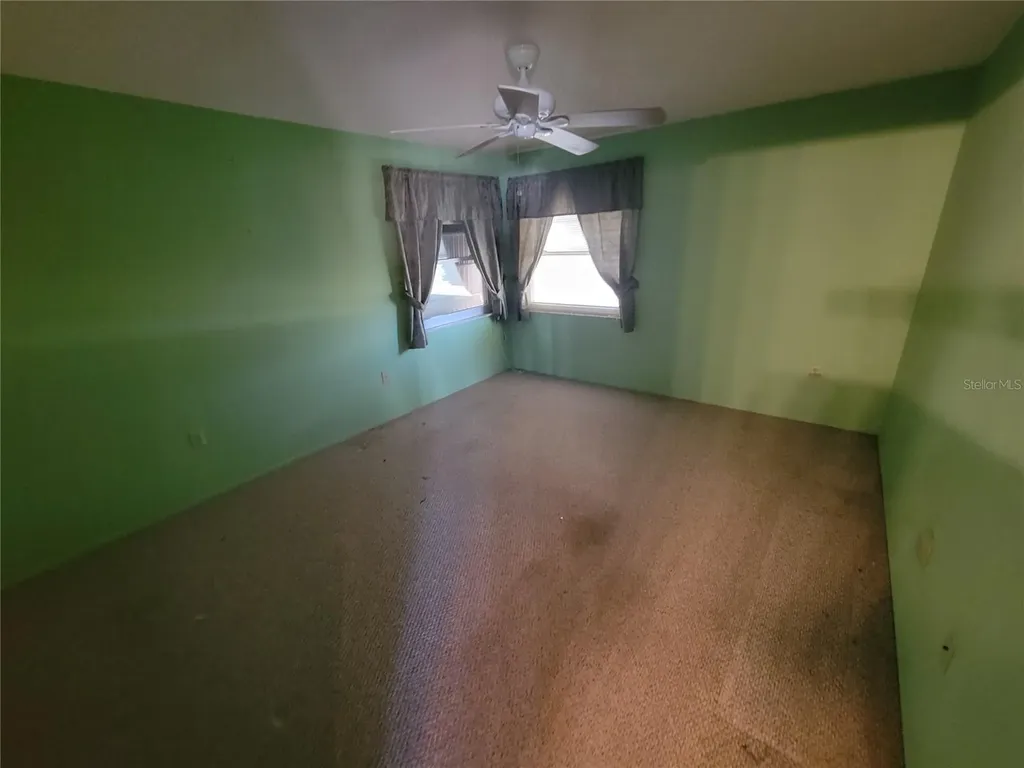 554 Lakemont Avenue NW Port Charlotte FL 33952