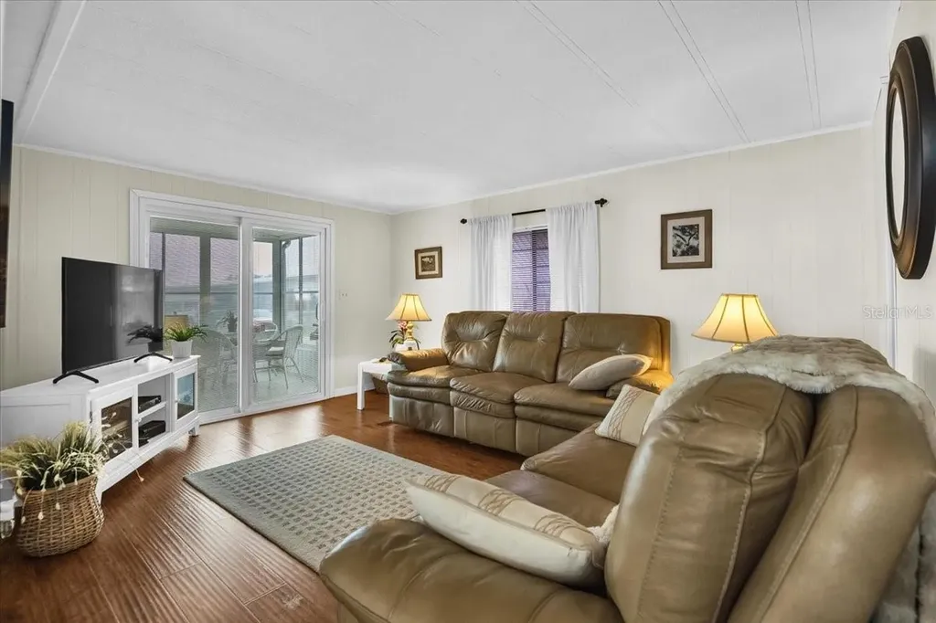 808 53rd Avenue E Bradenton FL 34203