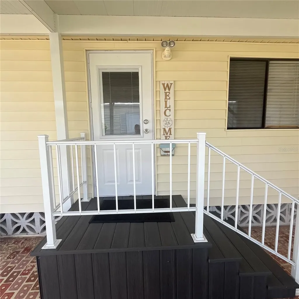 808 53rd Avenue E Bradenton FL 34203