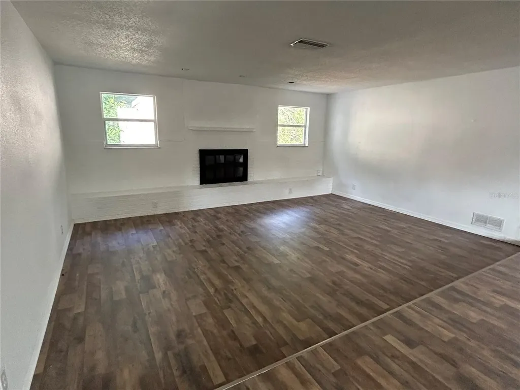 1315 Laurel Drive Daytona Beach FL 32117