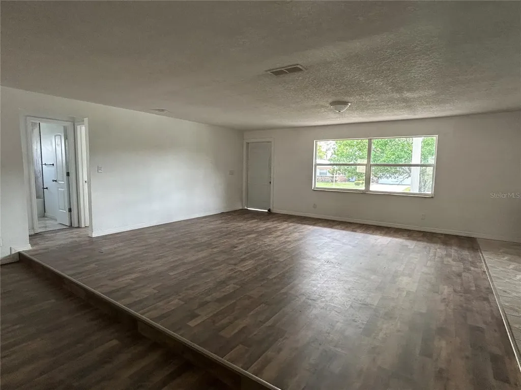1315 Laurel Drive Daytona Beach FL 32117