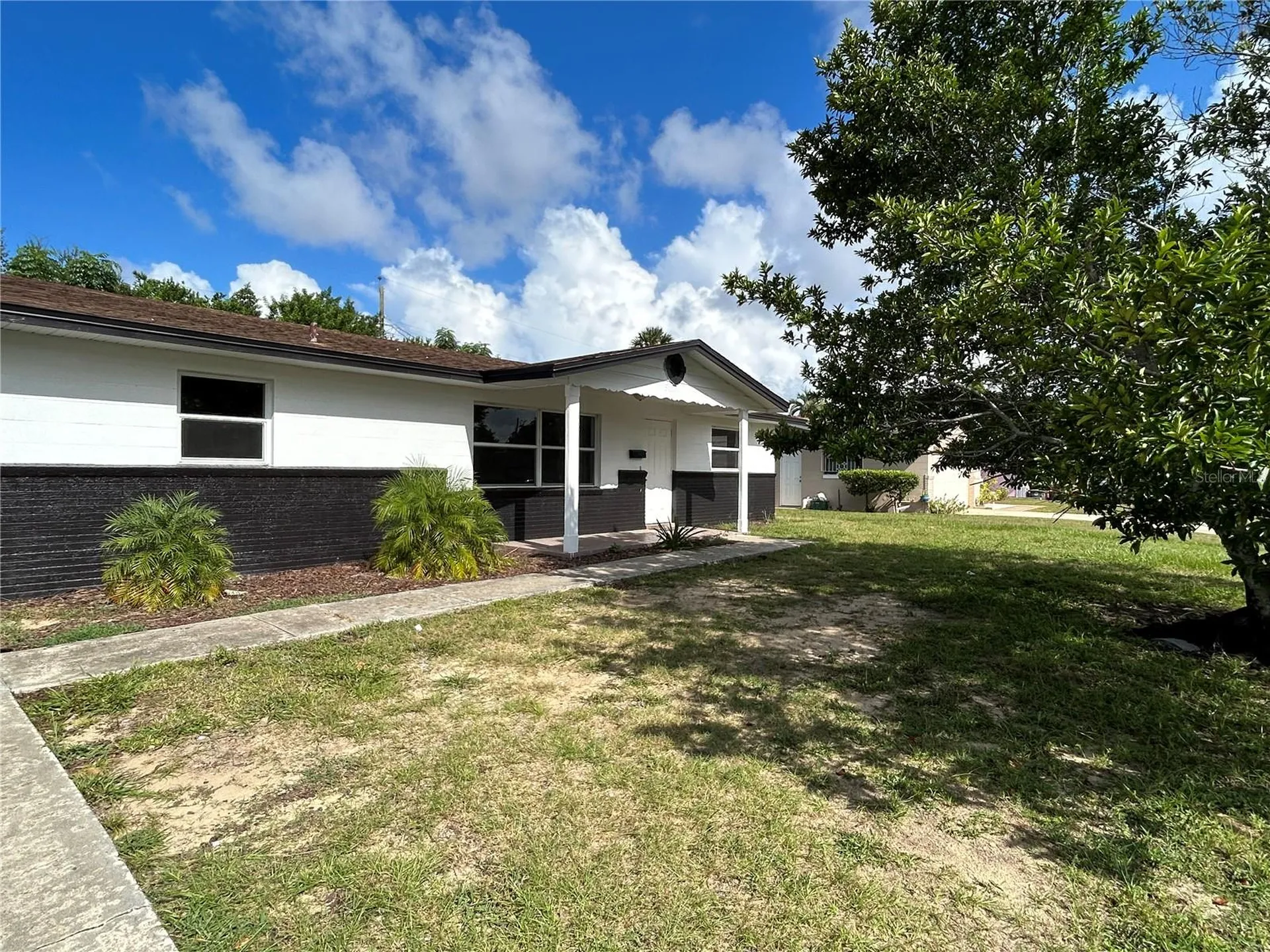 1315 Laurel Drive Daytona Beach FL 32117
