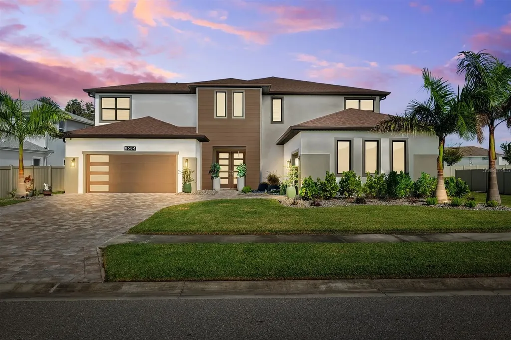 8684 Sanders Tree Loop Wesley Chapel FL 33545
