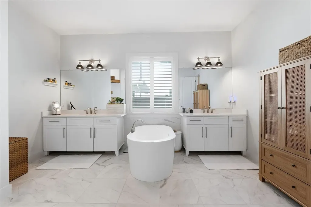 8684 Sanders Tree Loop Wesley Chapel FL 33545