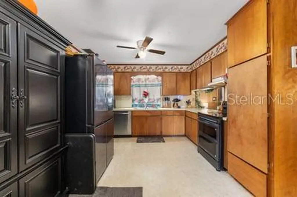 8235 SW 203rd Court Dunnellon FL 34431