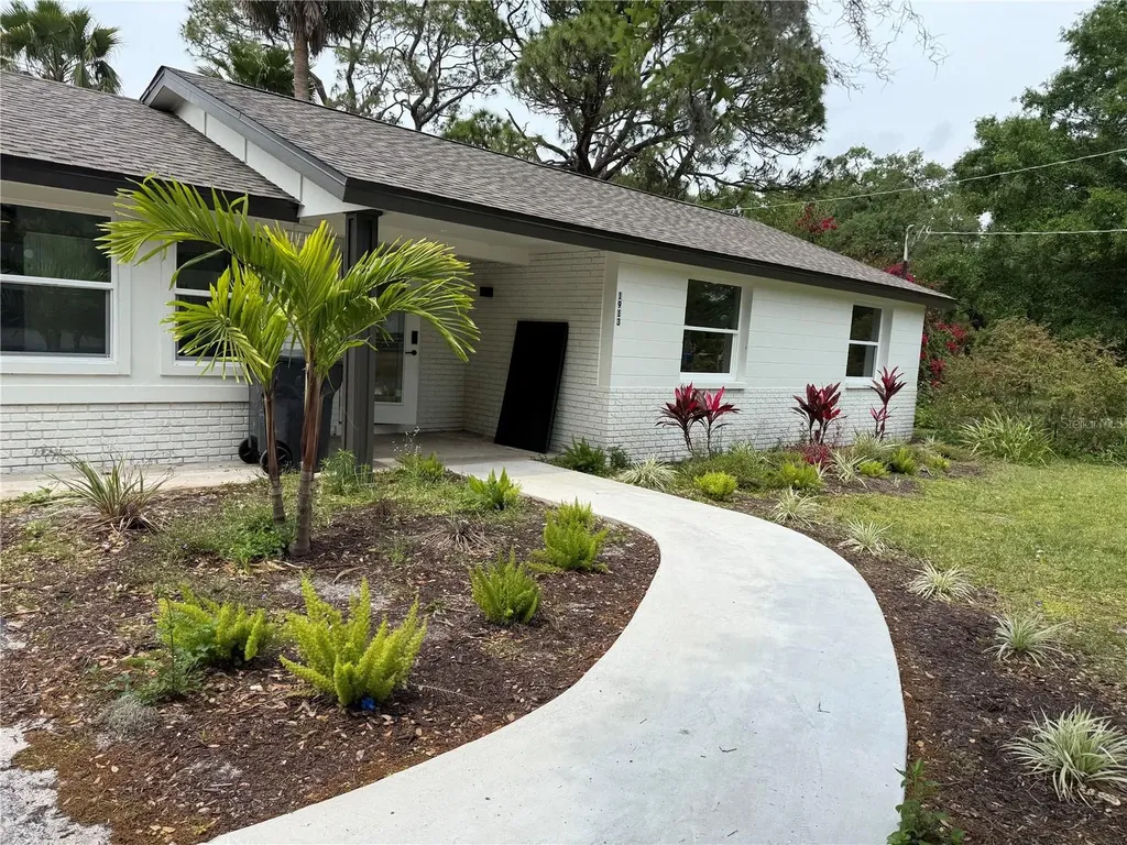 1913 S 47th Street Tampa FL 33619
