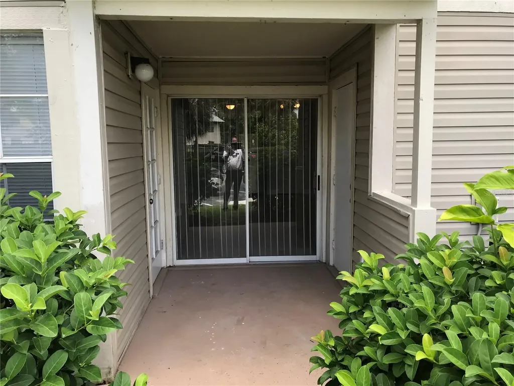 1916 Lake Atriums Circle Orlando FL 32839