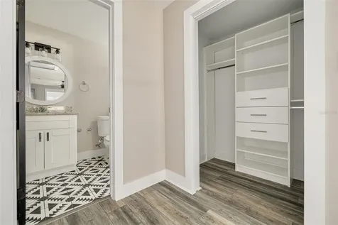 106 W Haya Street Tampa FL 33603