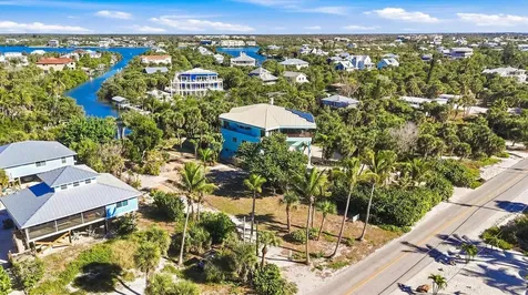 390 N Gulf Boulevard Placida FL 33946