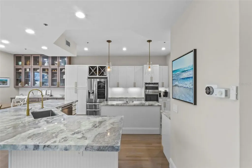 515 Forest Way Longboat Key FL 34228