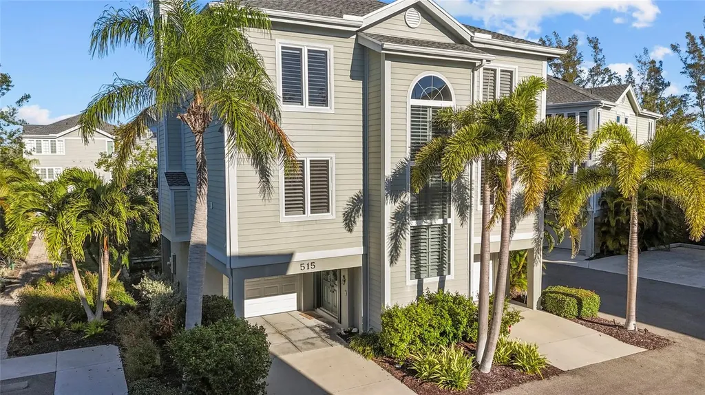 515 Forest Way Longboat Key FL 34228