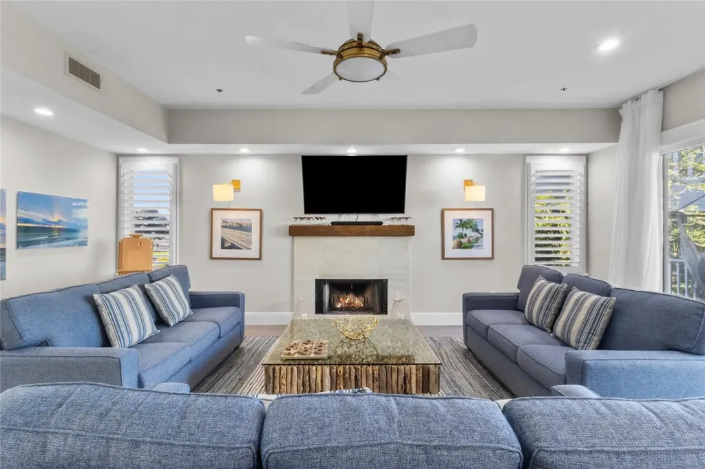 515 Forest Way Longboat Key FL 34228