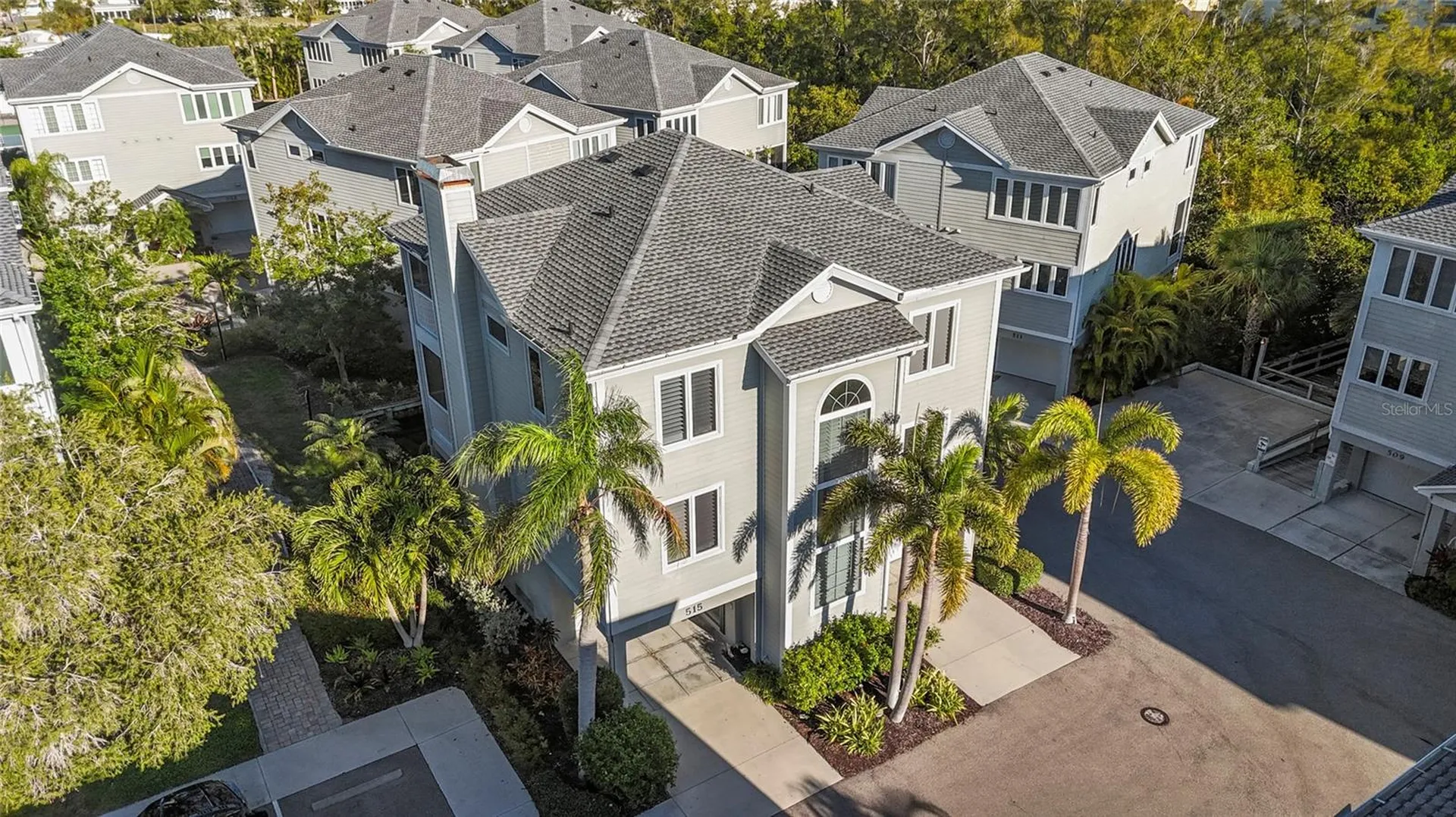515 Forest Way Longboat Key FL 34228
