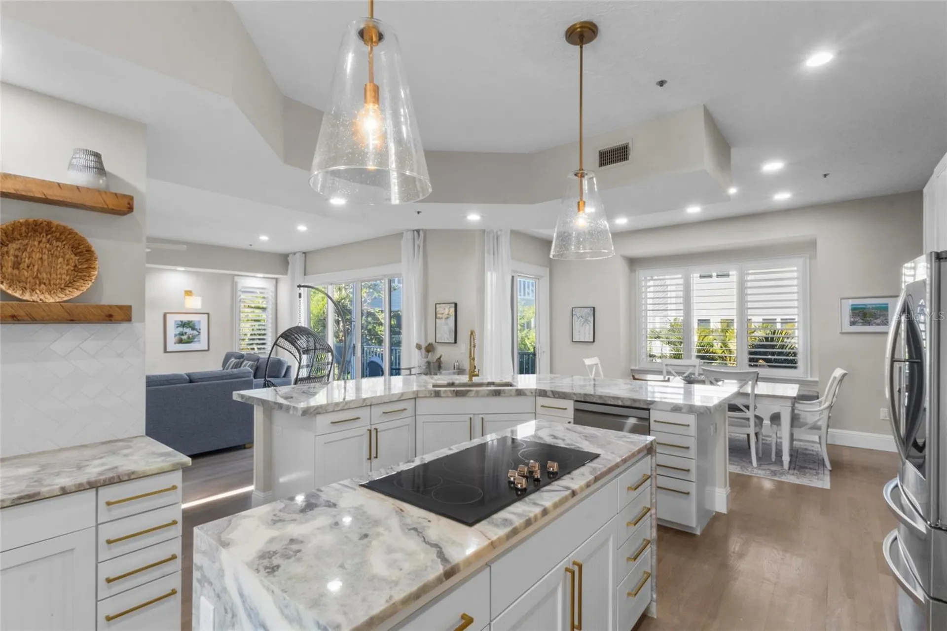 515 Forest Way Longboat Key FL 34228