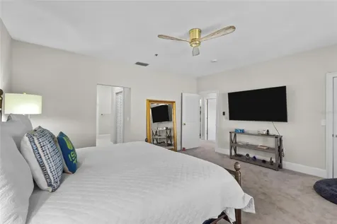 515 Forest Way Longboat Key FL 34228