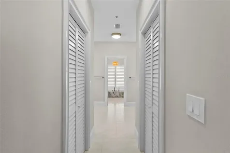 515 Forest Way Longboat Key FL 34228