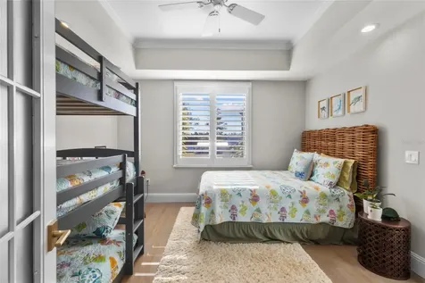 515 Forest Way Longboat Key FL 34228