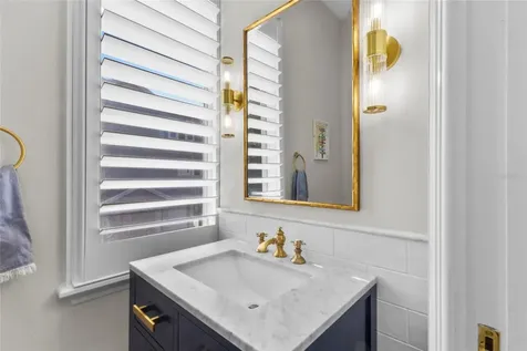 515 Forest Way Longboat Key FL 34228