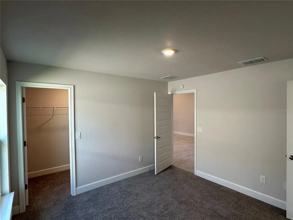 12555 NE 48th Terrace Oxford FL 34484