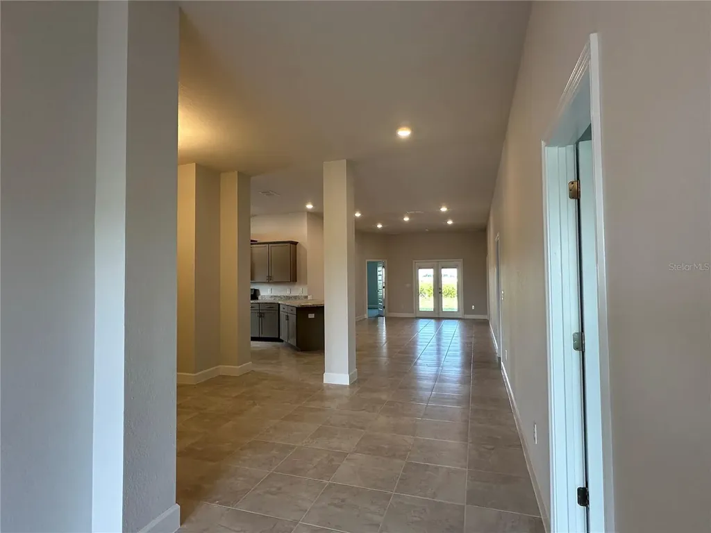 12555 NE 48th Terrace Oxford FL 34484