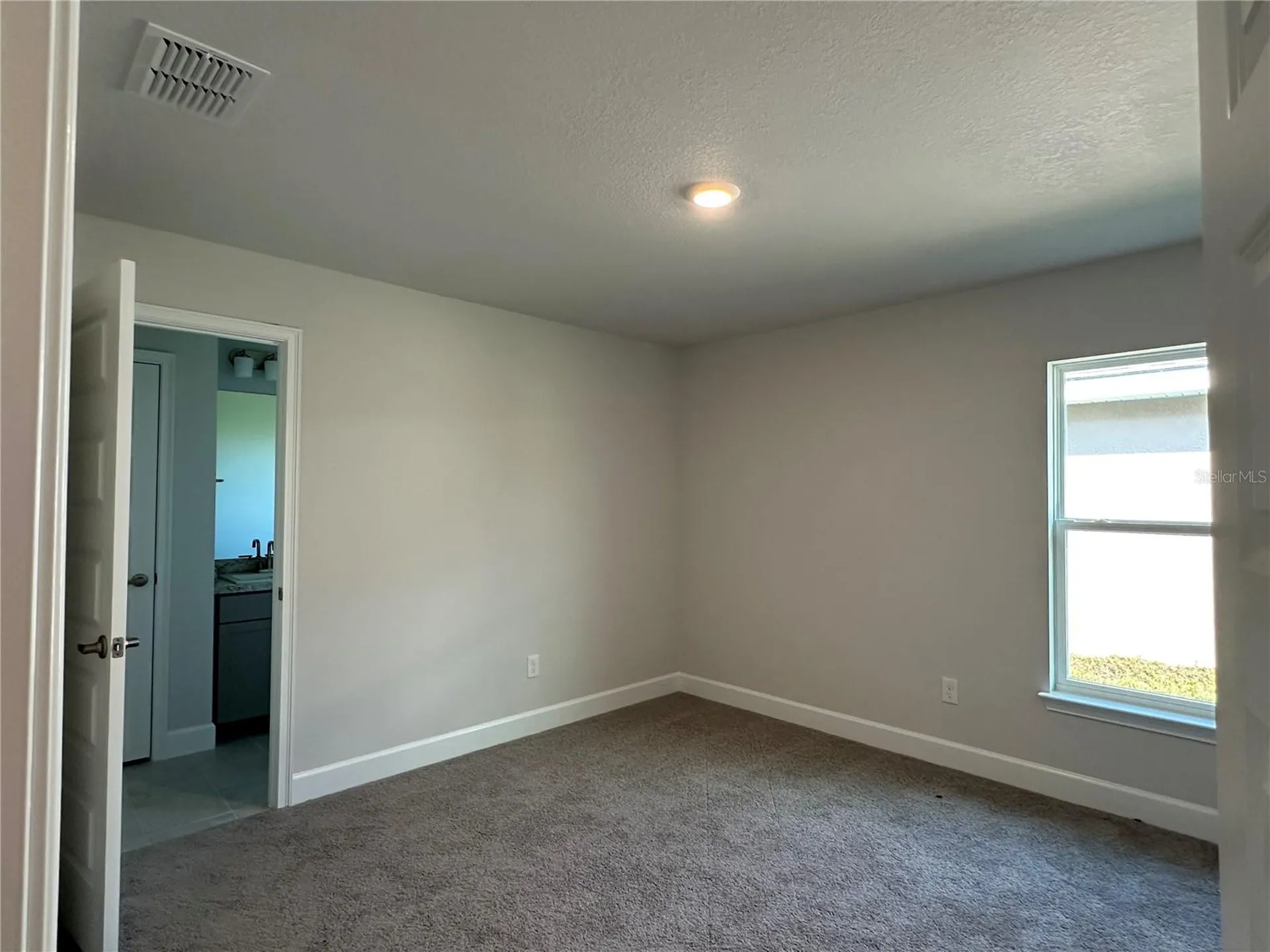 12555 NE 48th Terrace Oxford FL 34484