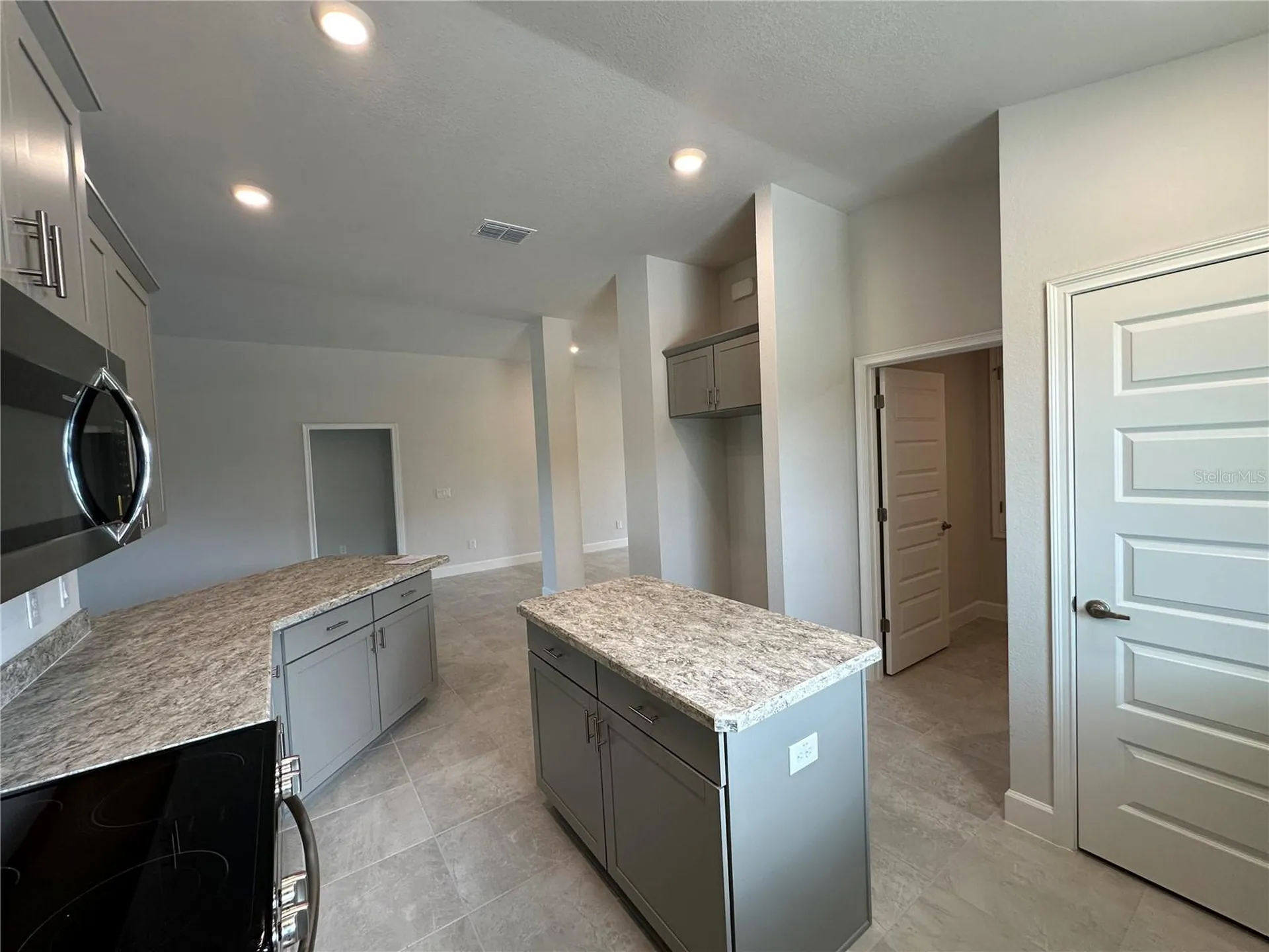 12555 NE 48th Terrace Oxford FL 34484