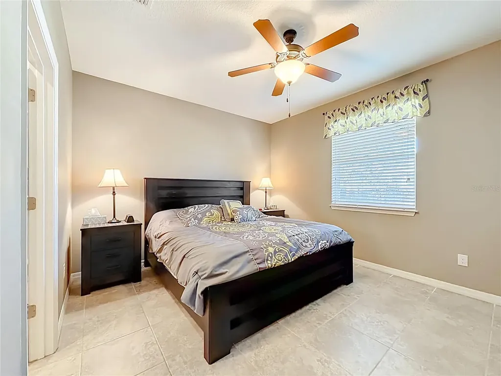 5647 NW 37th Lane Road Ocala FL 34482