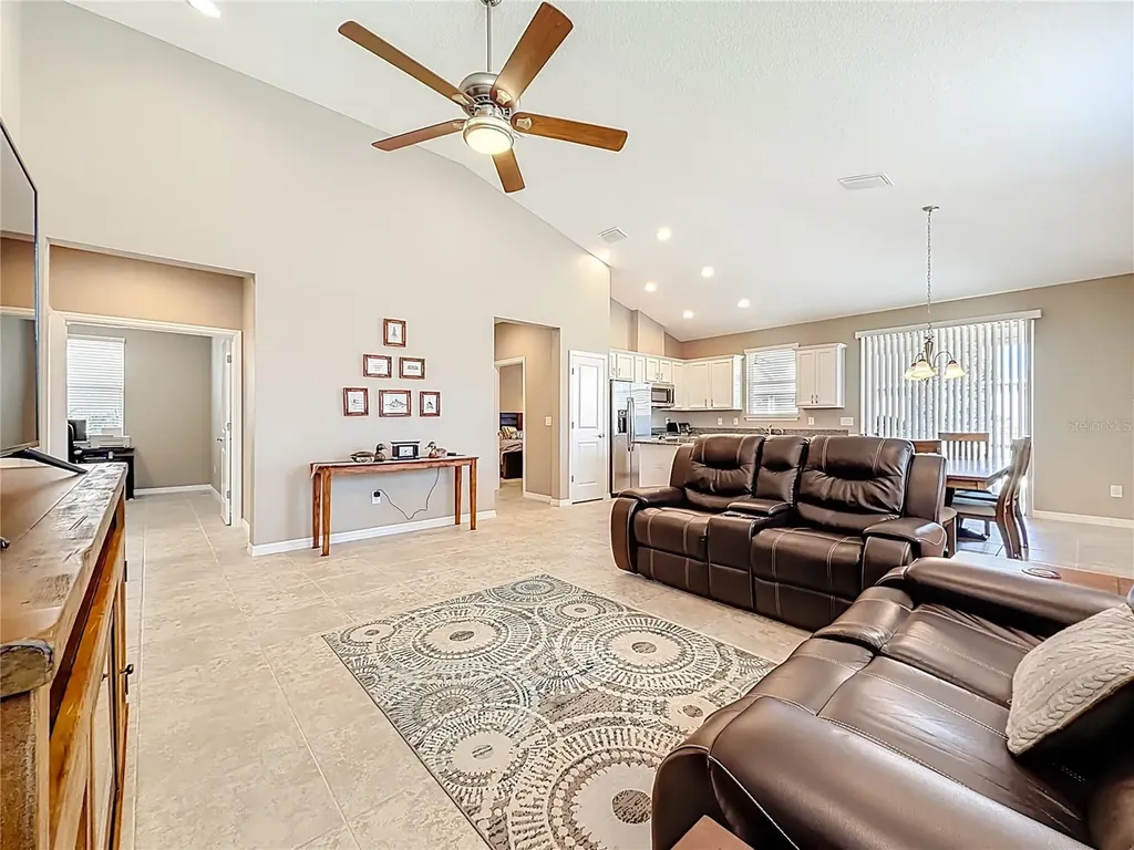 5647 NW 37th Lane Road Ocala FL 34482
