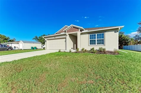 3332 Elkcam Boulevard Port Charlotte FL 33952