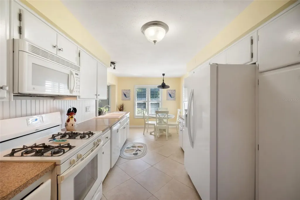 5072 43rd Street S St Petersburg FL 33711
