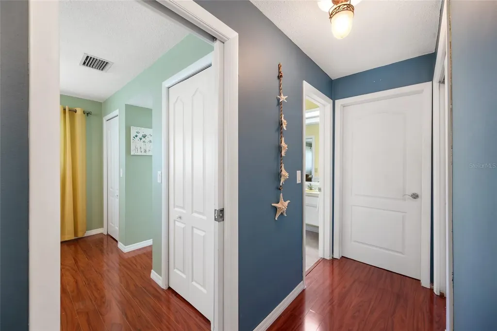5072 43rd Street S St Petersburg FL 33711