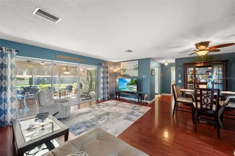 5072 43rd Street S St Petersburg FL 33711