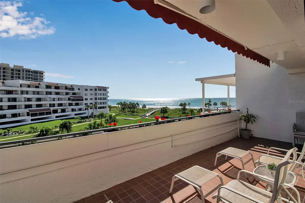 1485 Gulf Of Mexico Drive Longboat Key FL 34228