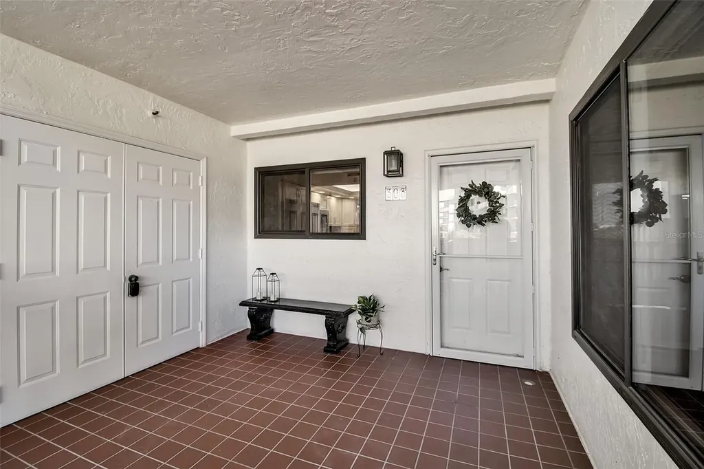 1485 Gulf Of Mexico Drive Longboat Key FL 34228