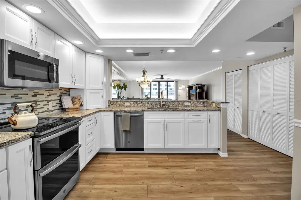 1485 Gulf Of Mexico Drive Longboat Key FL 34228