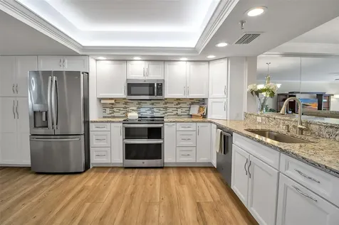 1485 Gulf Of Mexico Drive Longboat Key FL 34228