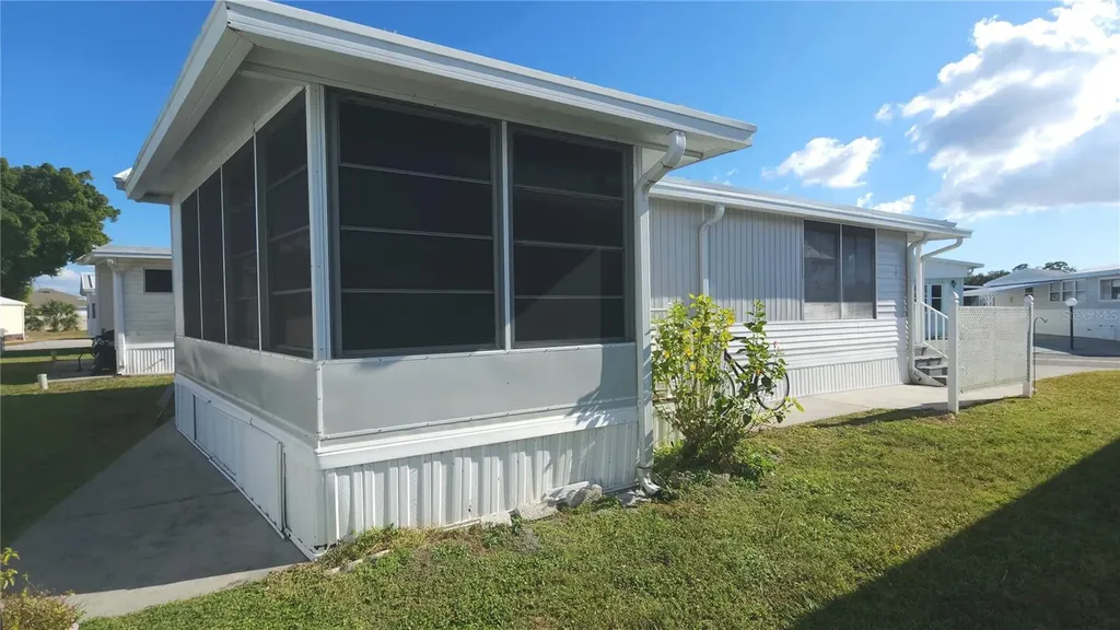 3333 26th Avenue E Bradenton FL 34208