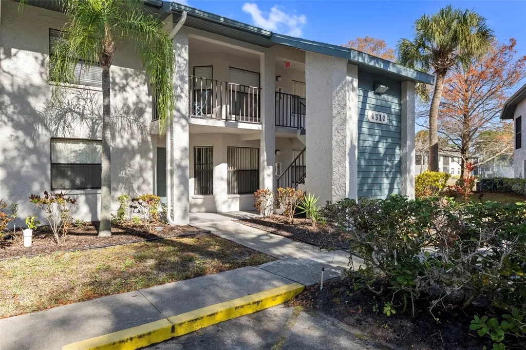 4310 46 Avenue Avenue W Bradenton FL 34210