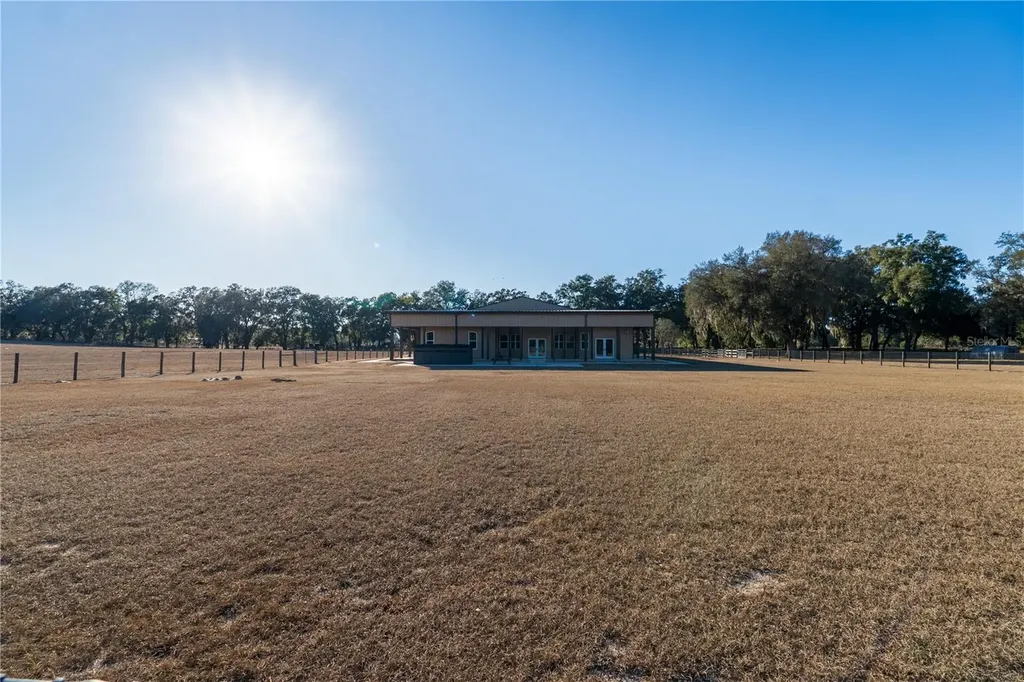 2051 SE 155th Street Summerfield FL 34491
