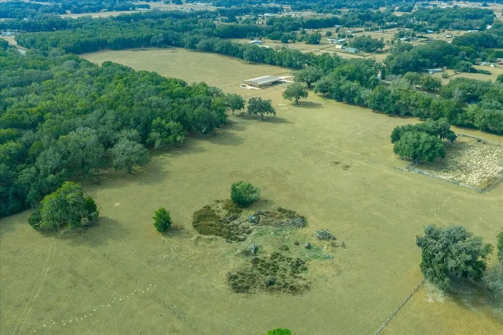 2051 SE 155th Street Summerfield FL 34491