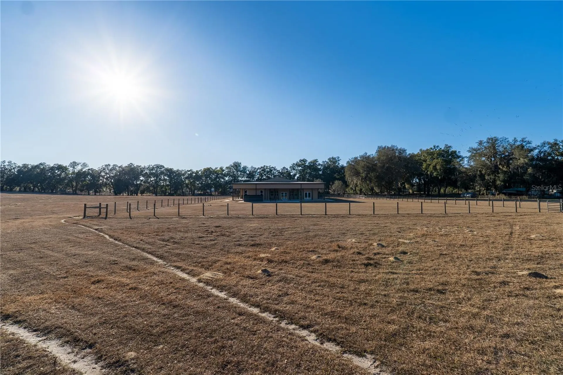 2051 SE 155th Street Summerfield FL 34491