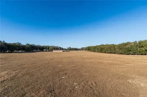 2051 SE 155th Street Summerfield FL 34491